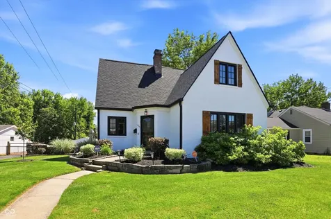 207 E Poplar Street Danville IN 46122