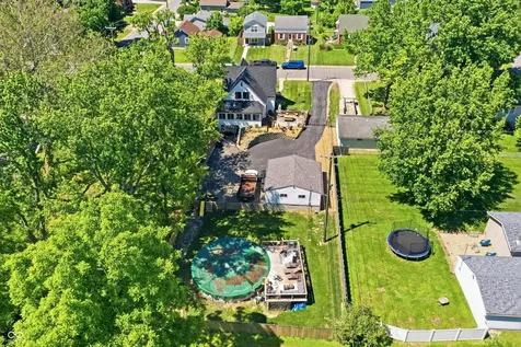 207 E Poplar Street Danville IN 46122