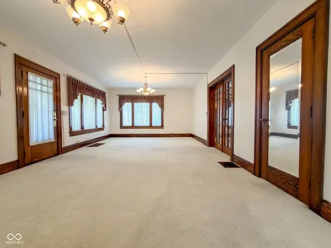 434 N Main Street Rushville IN 46173