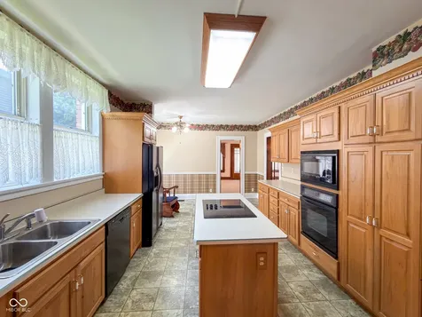 434 N Main Street Rushville IN 46173