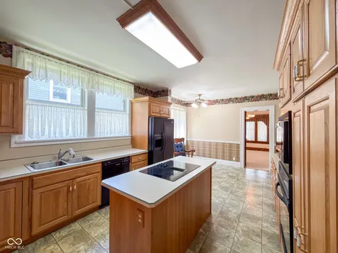 434 N Main Street Rushville IN 46173