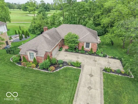 2280 Woodsway Drive Greenwood IN 46143