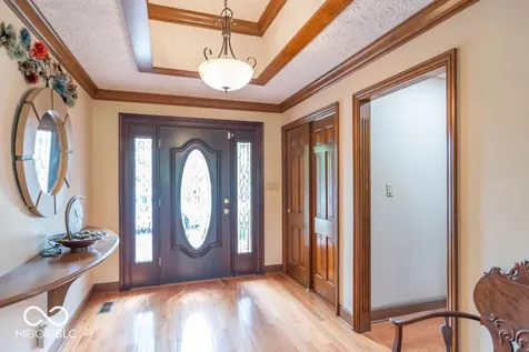 2280 Woodsway Drive Greenwood IN 46143