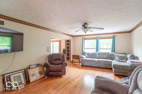 2280 Woodsway Drive Greenwood IN 46143