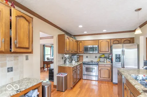 2280 Woodsway Drive Greenwood IN 46143