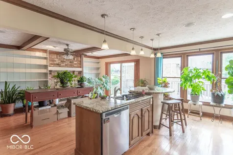 2280 Woodsway Drive Greenwood IN 46143
