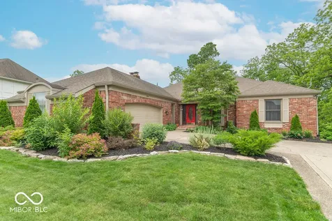2280 Woodsway Drive Greenwood IN 46143