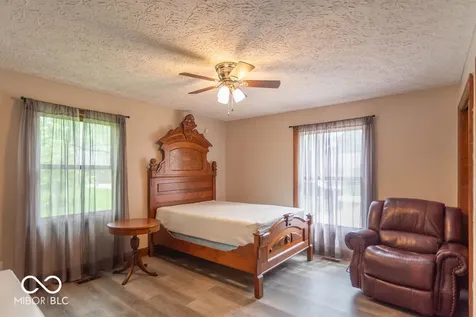 2280 Woodsway Drive Greenwood IN 46143