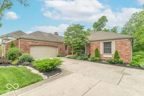 2280 Woodsway Drive Greenwood IN 46143