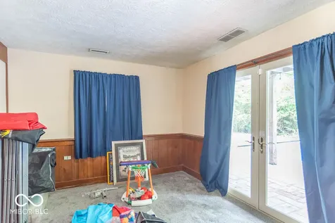 2280 Woodsway Drive Greenwood IN 46143