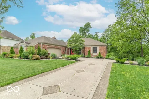2280 Woodsway Drive Greenwood IN 46143