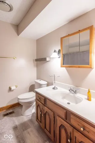 2280 Woodsway Drive Greenwood IN 46143