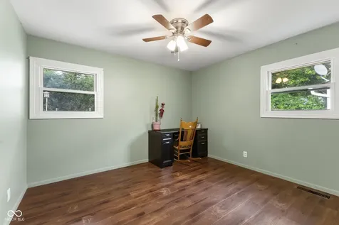 242 Hollybrook Drive Whiteland IN 46184