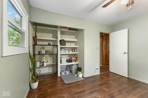 242 Hollybrook Drive Whiteland IN 46184