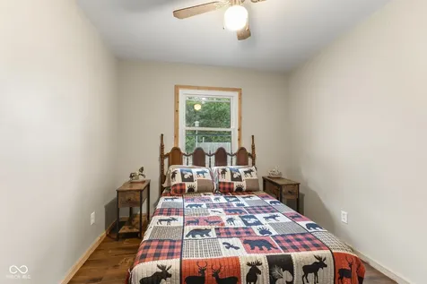 242 Hollybrook Drive Whiteland IN 46184