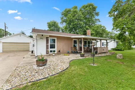 242 Hollybrook Drive Whiteland IN 46184