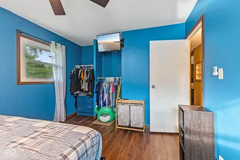 242 Hollybrook Drive Whiteland IN 46184