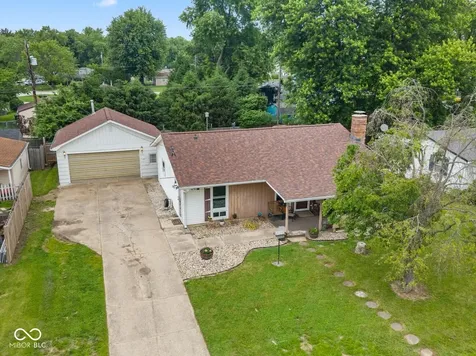 242 Hollybrook Drive Whiteland IN 46184