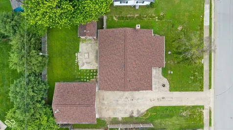 242 Hollybrook Drive Whiteland IN 46184