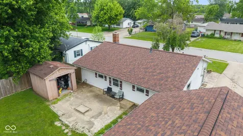242 Hollybrook Drive Whiteland IN 46184