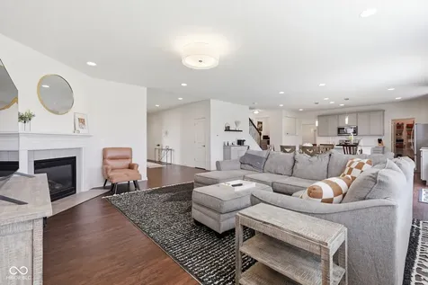 13586 Longrise Lane Fishers IN 46037