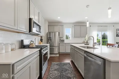 13586 Longrise Lane Fishers IN 46037