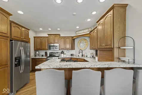 2418 Somerset Circle Franklin IN 46131