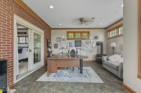 2418 Somerset Circle Franklin IN 46131