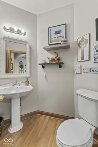 2418 Somerset Circle Franklin IN 46131