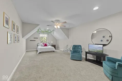 2418 Somerset Circle Franklin IN 46131