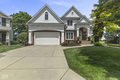 2418 Somerset Circle Franklin IN 46131
