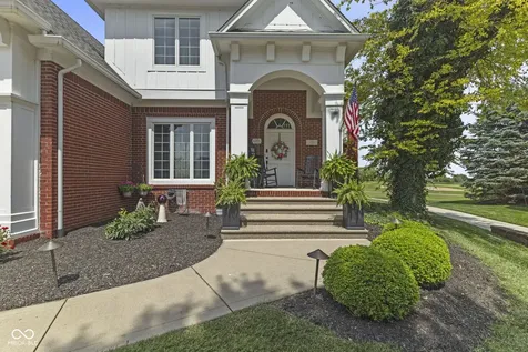 2418 Somerset Circle Franklin IN 46131