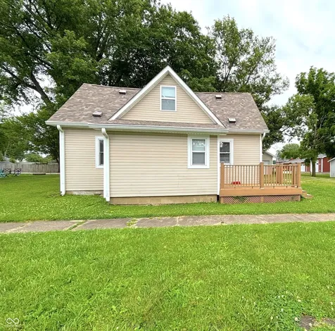 311 S B Street Thorntown IN 46071