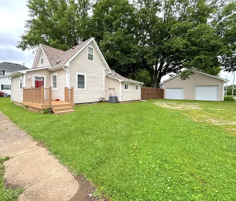 311 S B Street Thorntown IN 46071
