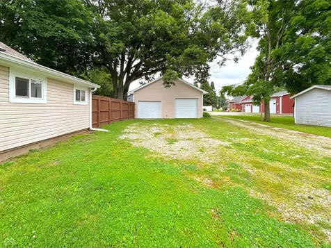 311 S B Street Thorntown IN 46071