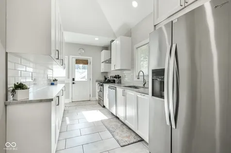 4231 Sunset Avenue Indianapolis IN 46208