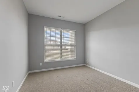 10702 Maidenhair Drive Indianapolis IN 46239