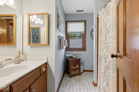 4462 S 600 Road W New Palestine IN 46163