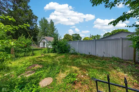 3216 Sherwood Place Columbus IN 47203