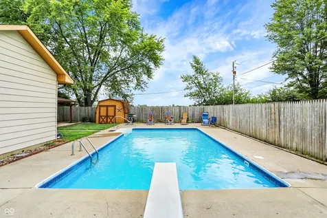 482 Spring Drive Greenwood IN 46143