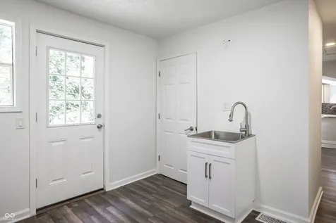 5108 Sunny Meade Lane Indianapolis IN 46208