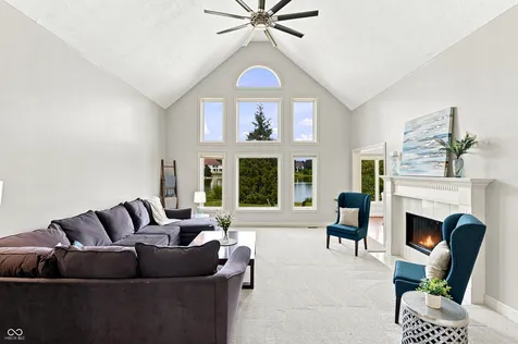 5506 Salem Drive S Carmel IN 46033