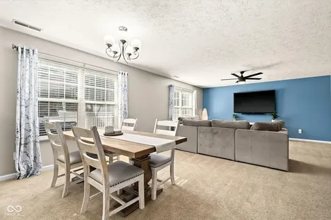 14934 Alysheba Drive Noblesville IN 46060