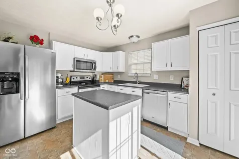 14934 Alysheba Drive Noblesville IN 46060
