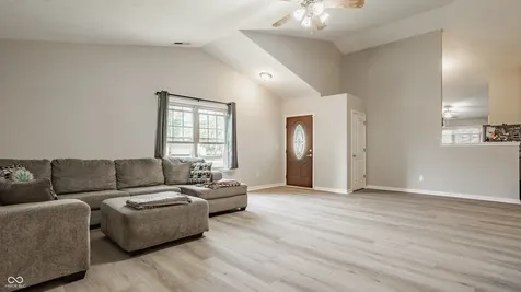 1203 Brittany Circle Brownsburg IN 46112