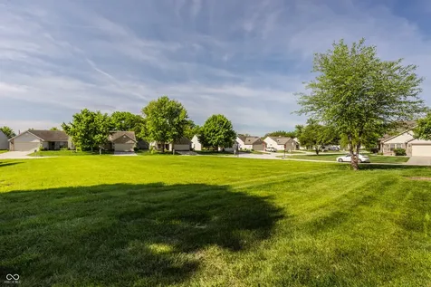 1203 Brittany Circle Brownsburg IN 46112
