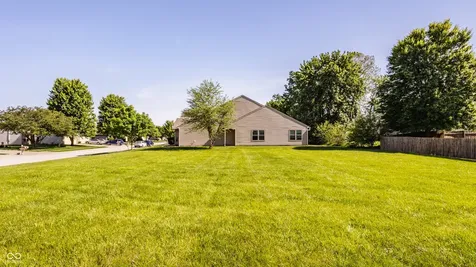 1203 Brittany Circle Brownsburg IN 46112