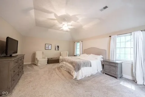 9695 Coyote Court Noblesville IN 46060
