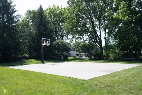 9695 Coyote Court Noblesville IN 46060
