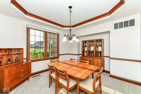 1981 Water Oak Way Avon IN 46123